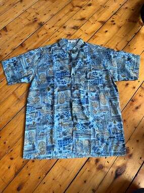 Thai Silk by Apple Blue Pattern Short Sleeve Button Up Shirt Size M